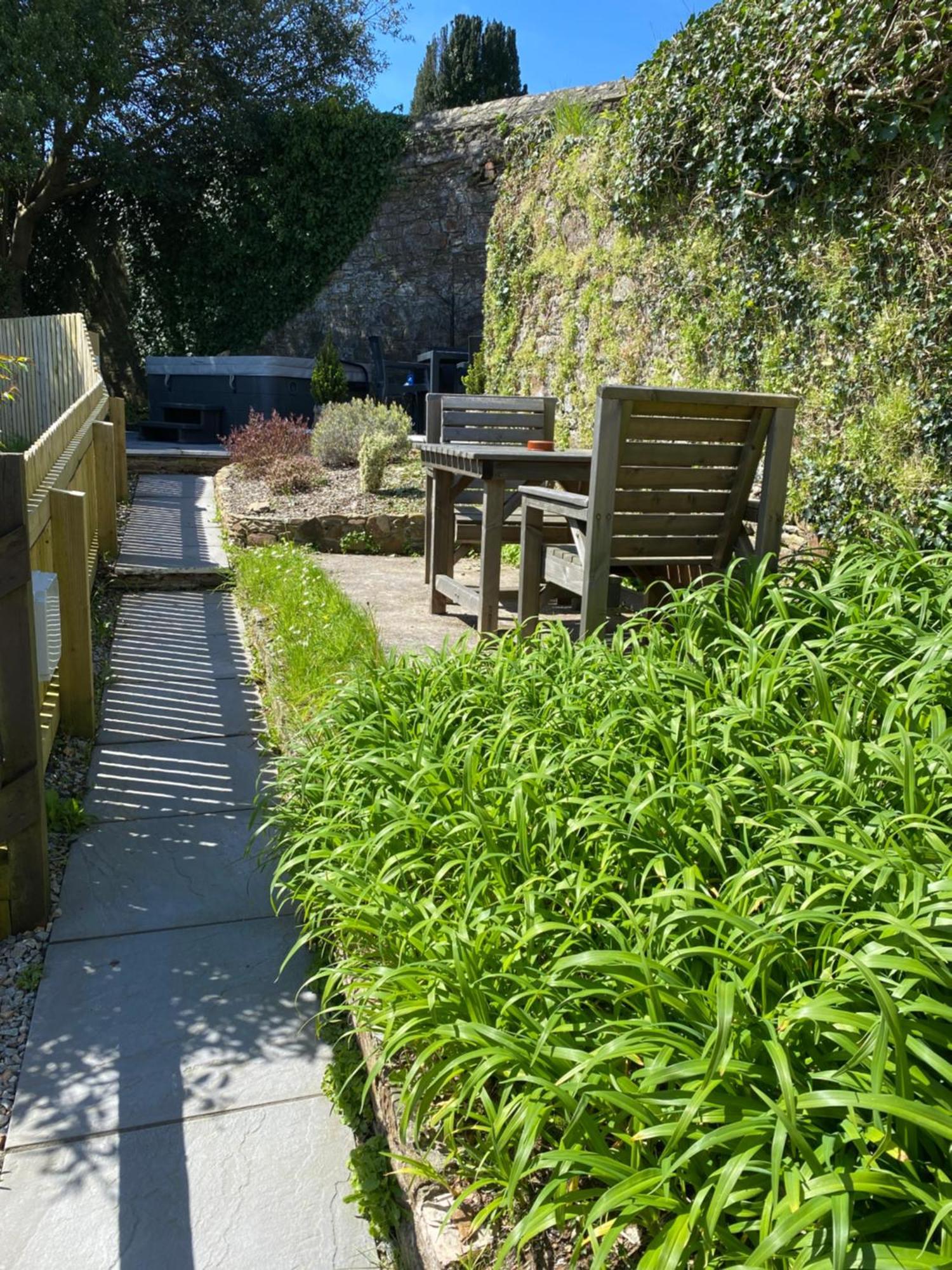 The Ivy Barn Holbeton Hotel Exterior foto